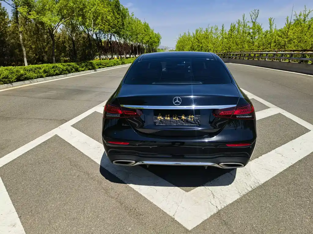 Mercedes-Benz E-Class 2022 Facelift II E 300 L Sport Fashion Edition