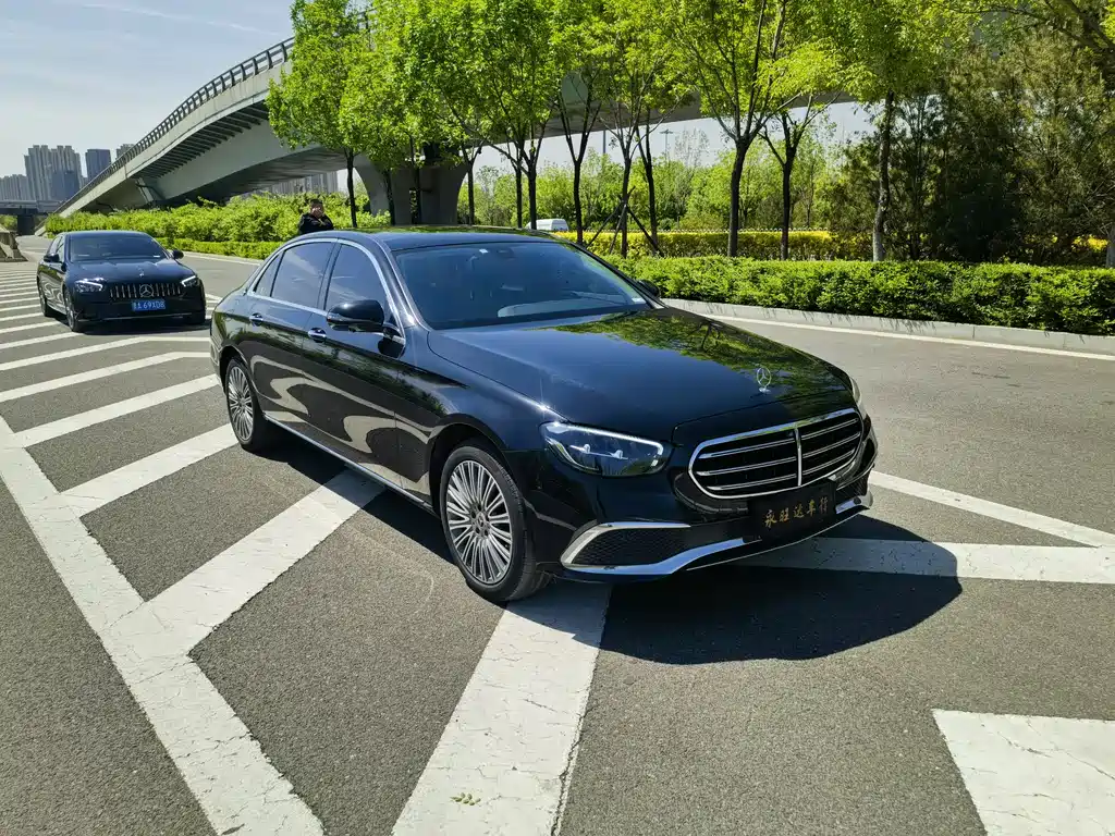 Mercedes-Benz E-Class 2022 Facelift E 300 L Fashion Edition