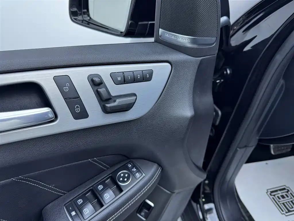 Mercedes-Benz M-Class AMG 2015 AMG ML 63