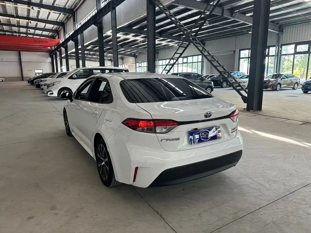 Levin 2024 Intelligent Hybrid Dual Engine 1.8L Leading Edition