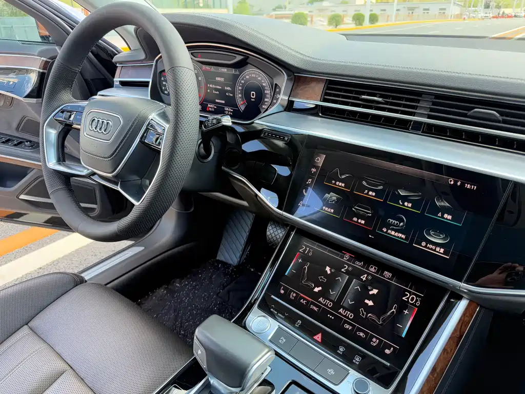 Audi A8L 55 TFSI quattro Luxury 2018