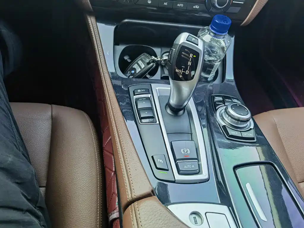 BMW 5 Series (Import) 2014 520i Elegance