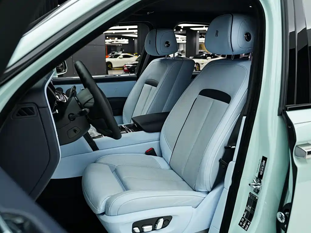 Cullinan 2022 Black Badge