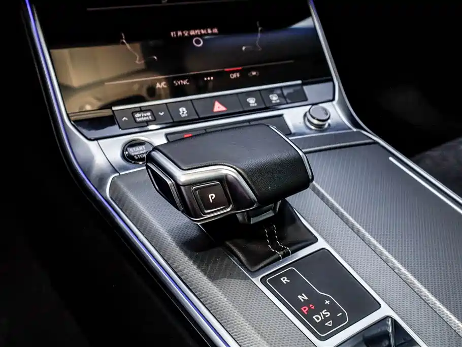 Audi A7L 2024 45 TFSI S-line Dream Edition Crystal Package