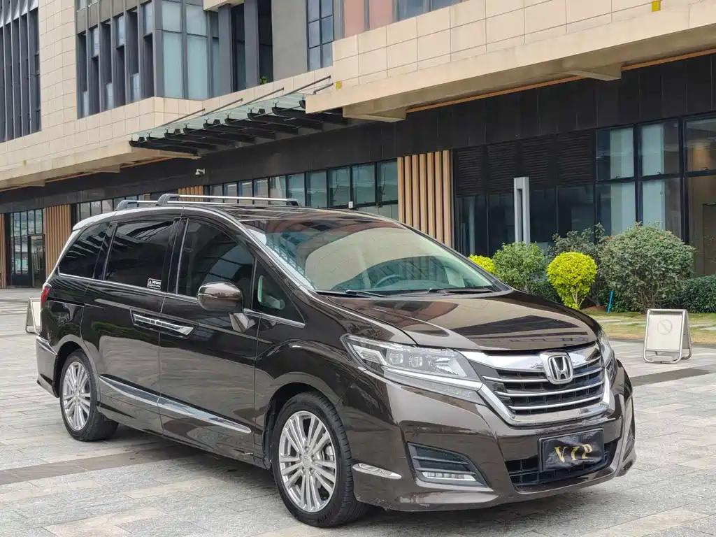 Honda Elysion 2016 2.4L Classic Edition