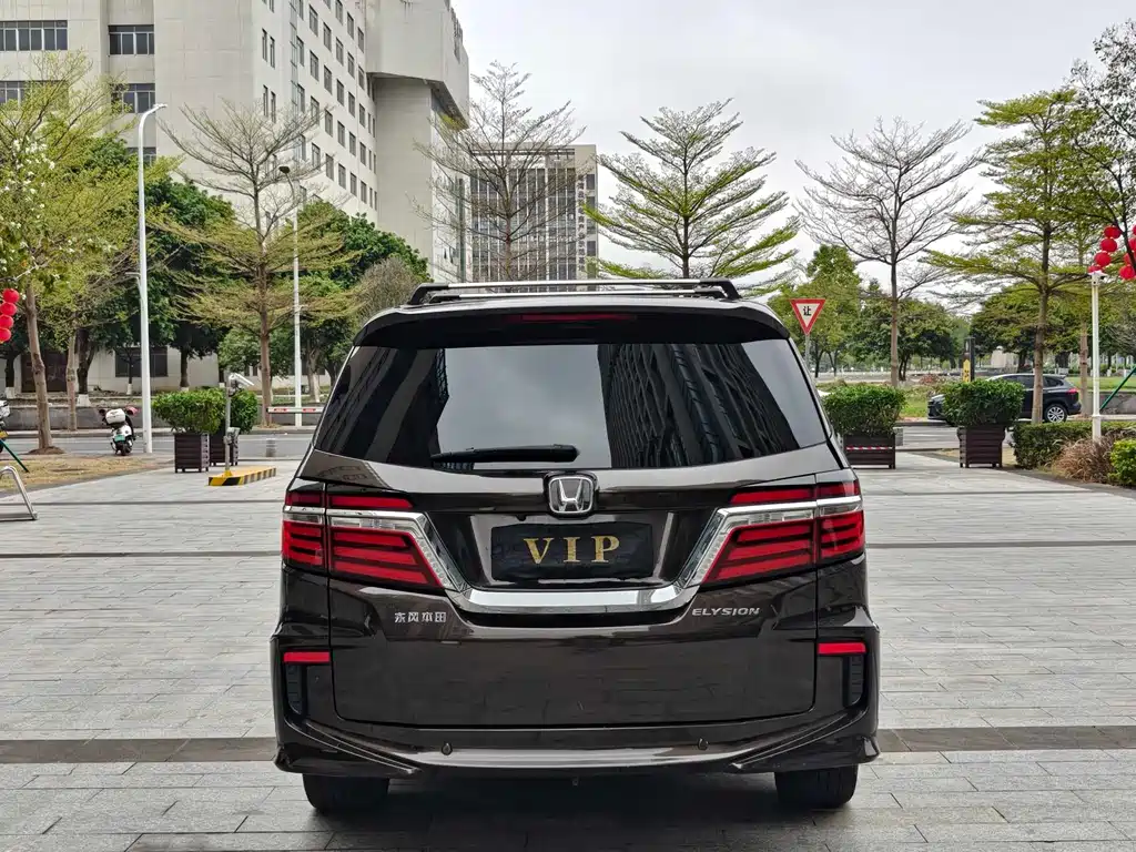 Honda Elysion 2016 2.4L Classic Edition