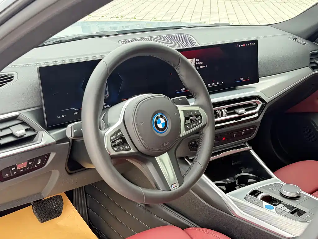 BMW i4 2023 eDrive40