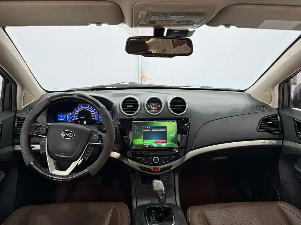 BYD S7 2015 2.0T Upgraded Edition Automatic Premium Type