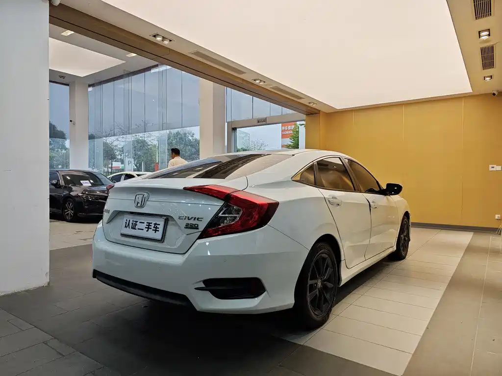 Honda Civic 2019 220TURBO CVT Sport Edition China V
