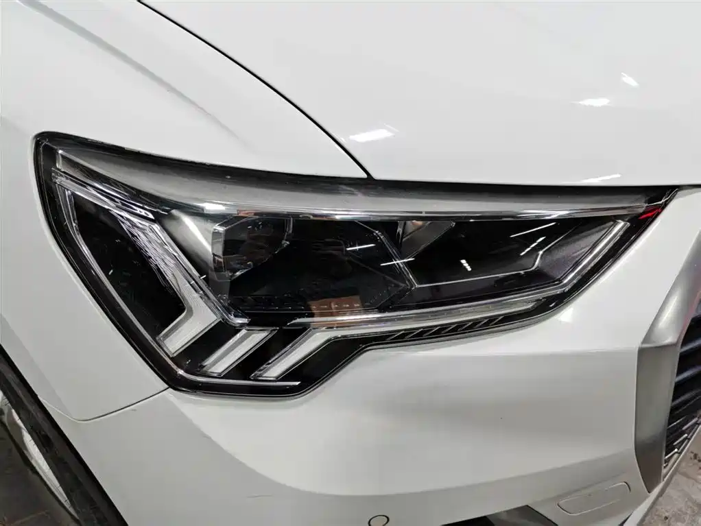 Audi Q3 2020 35 TFSI Premium