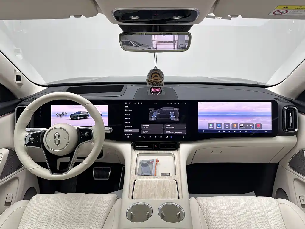 AITO M8 2025 EREV Max+ 53.4kWh 6-Seater with 192-Line LiDAR
