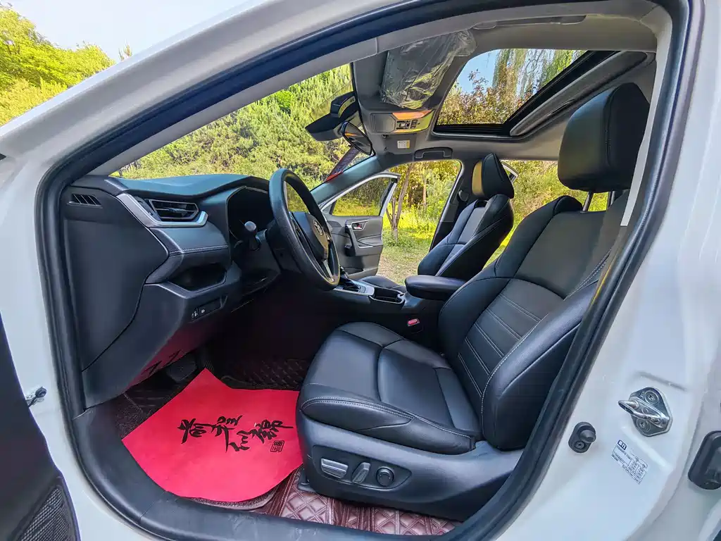 Toyota Wildlander 2021 2.0L CVT 2WD Luxury Edition