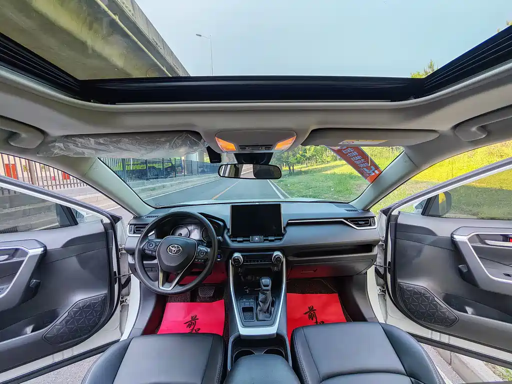 Toyota Wildlander 2021 2.0L CVT 2WD Luxury Edition