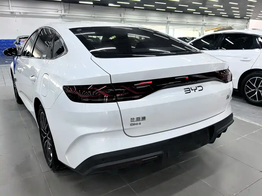 Qin L 2024 DM-i 120KM Excellence Edition