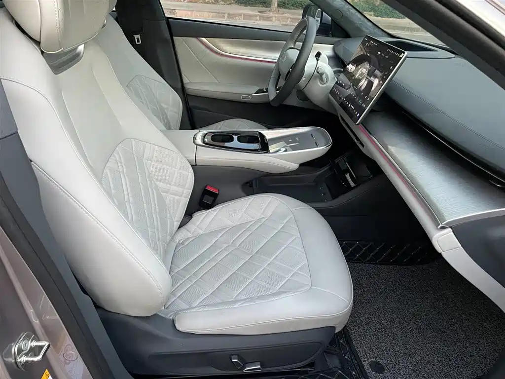 Changan Qiyuan A07 2023 EREV 200 Max