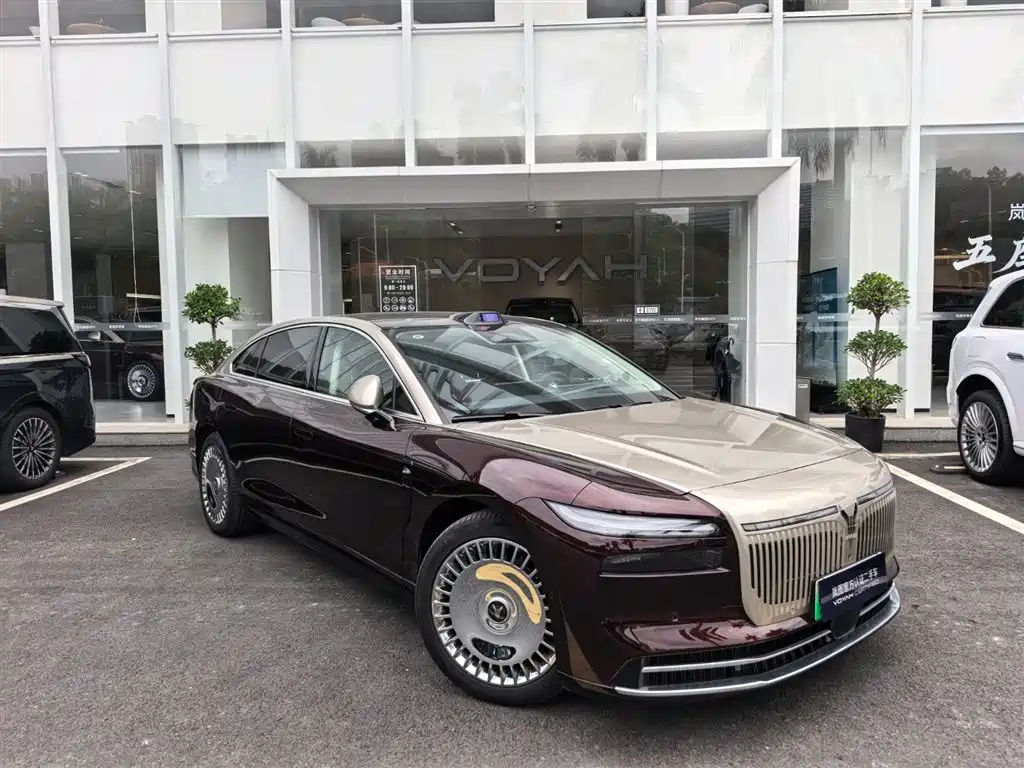 Voyah Zhuiguang L 2026 AWD Ultra
