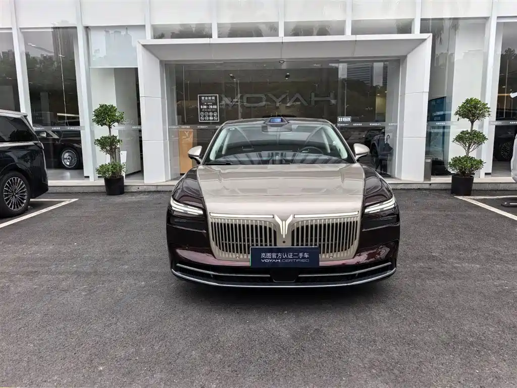 Voyah Zhuiguang L 2026 AWD Ultra