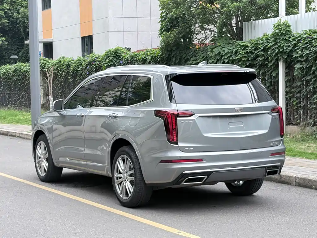 Cadillac XT6 2022 2.0T AWD Luxury 6-Seater