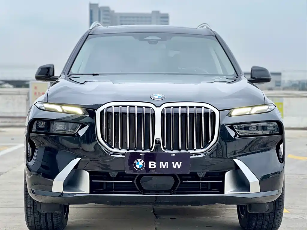 BMW X7 2024 xDrive40i Leading Edition Luxury Package