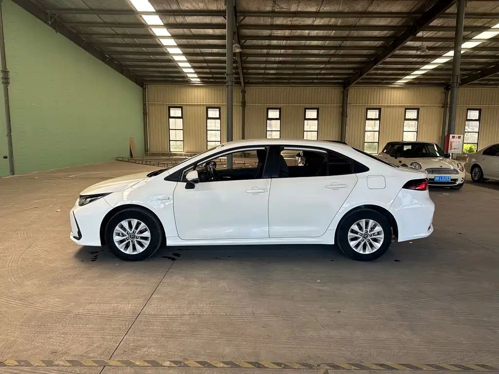 Corolla 2021 Hybrid 1.8L E-CVT Pioneer Edition