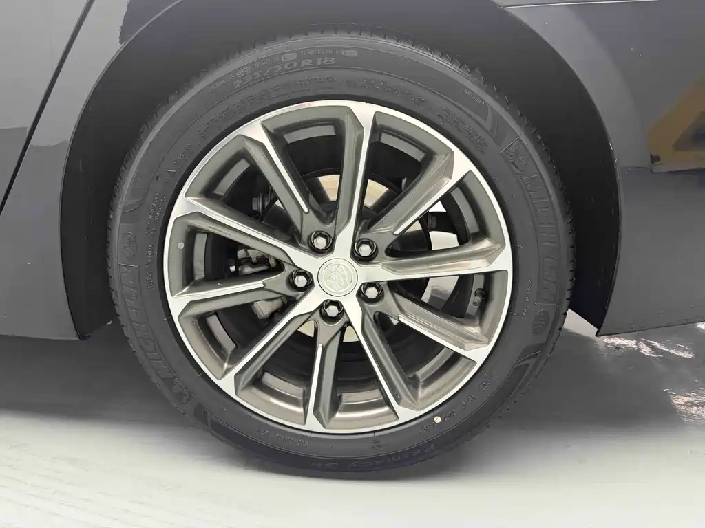 Buick LaCrosse 2019 28T Luxury