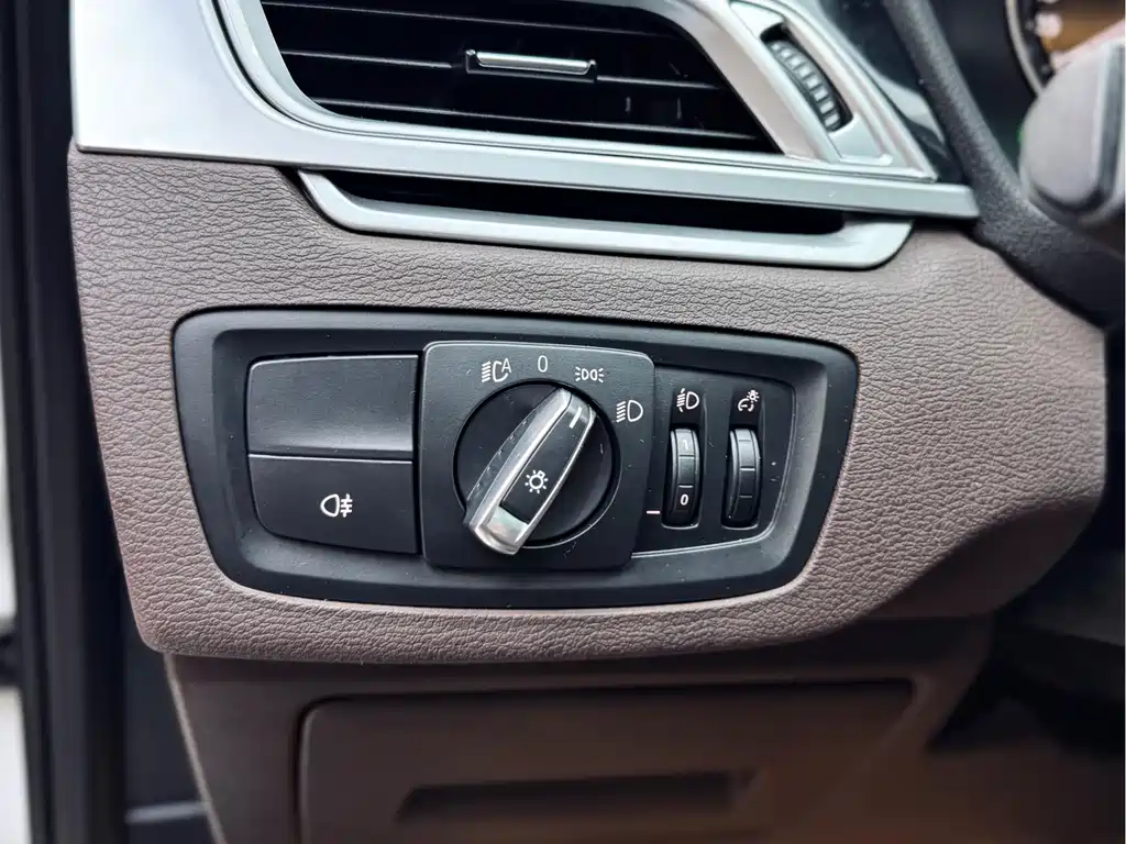 BMW X1 2020 sDrive20Li Fashion Edition