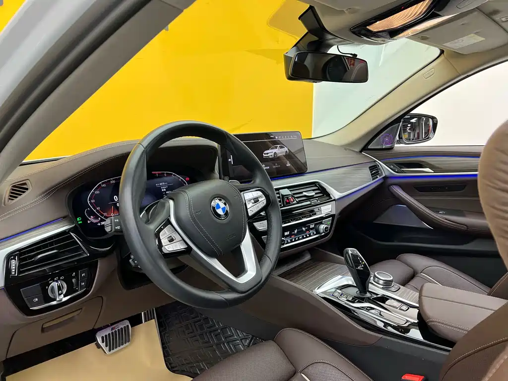 BMW 5 Series 2022 Facelift II 530Li Exclusive Luxury Package