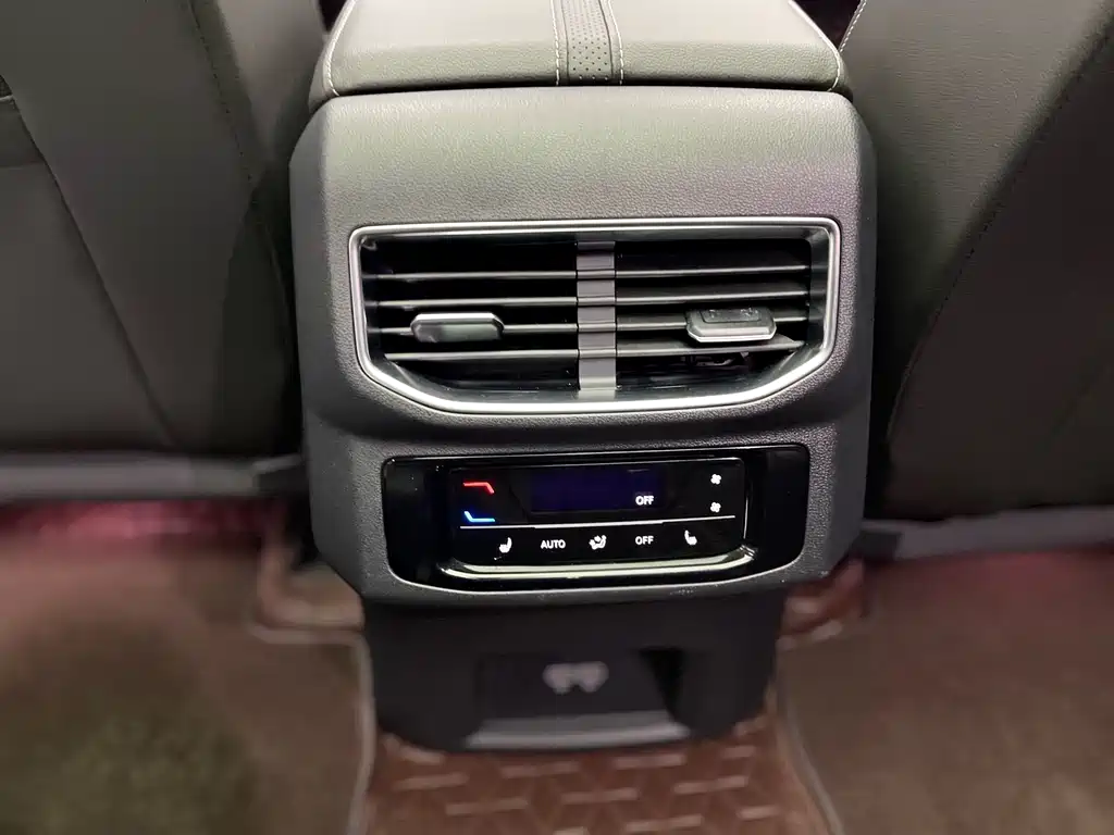 Tavendor 2021 380TSI AWD Luxury Edition Pro
