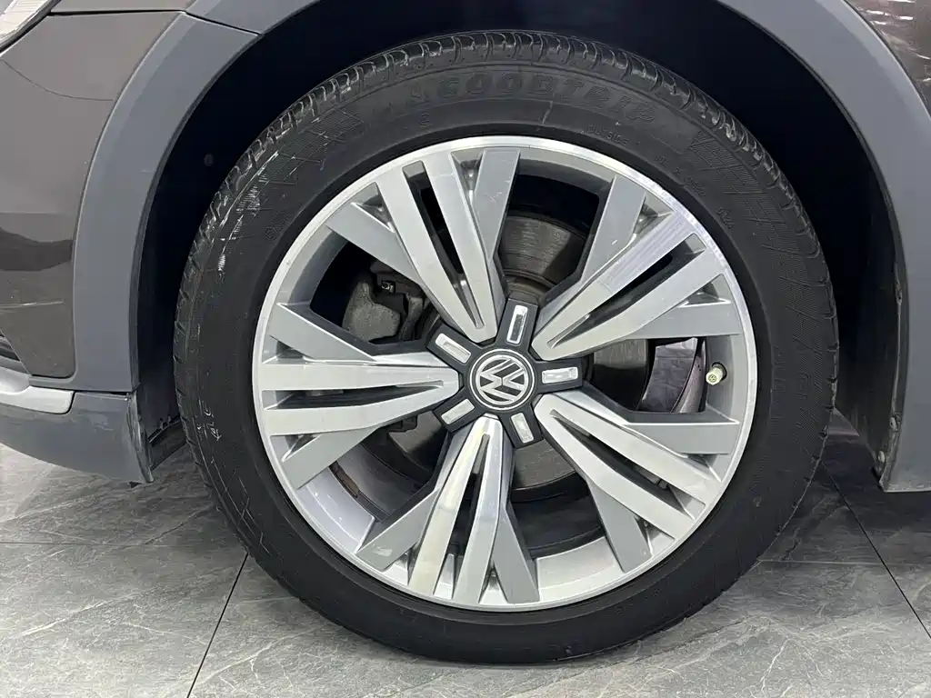 Volkswagen Passat Alltrack 2016 380TSI 4Motion