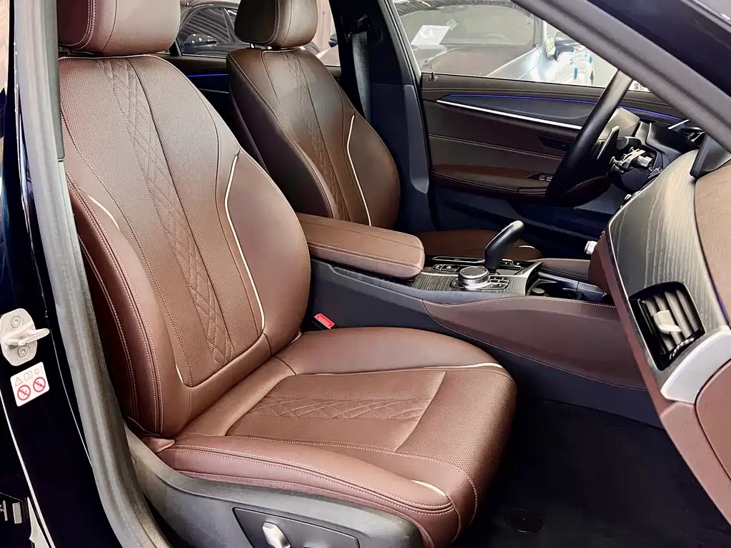 BMW 5 Series 2023 530Li Leading Edition M Sport Package