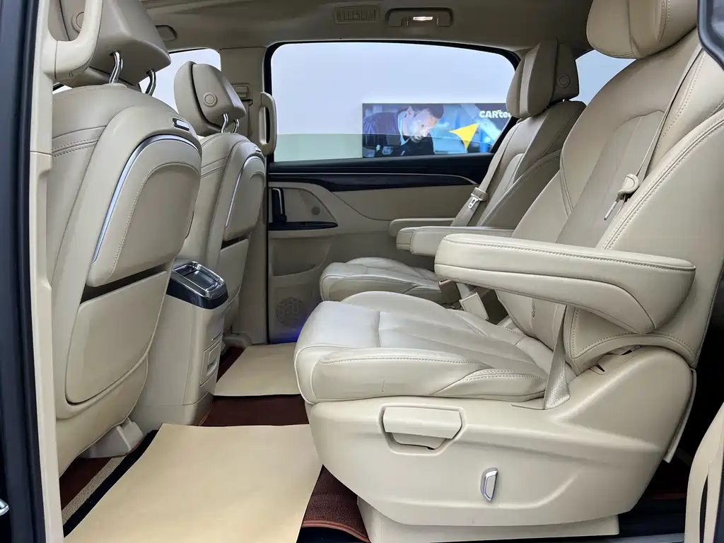 Buick GL8 2023 ES Land Business Class Luxury Edition