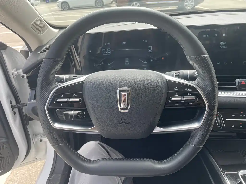 Bestune B70 2023 Third Generation 1.5T Automatic Enjoyment Edition