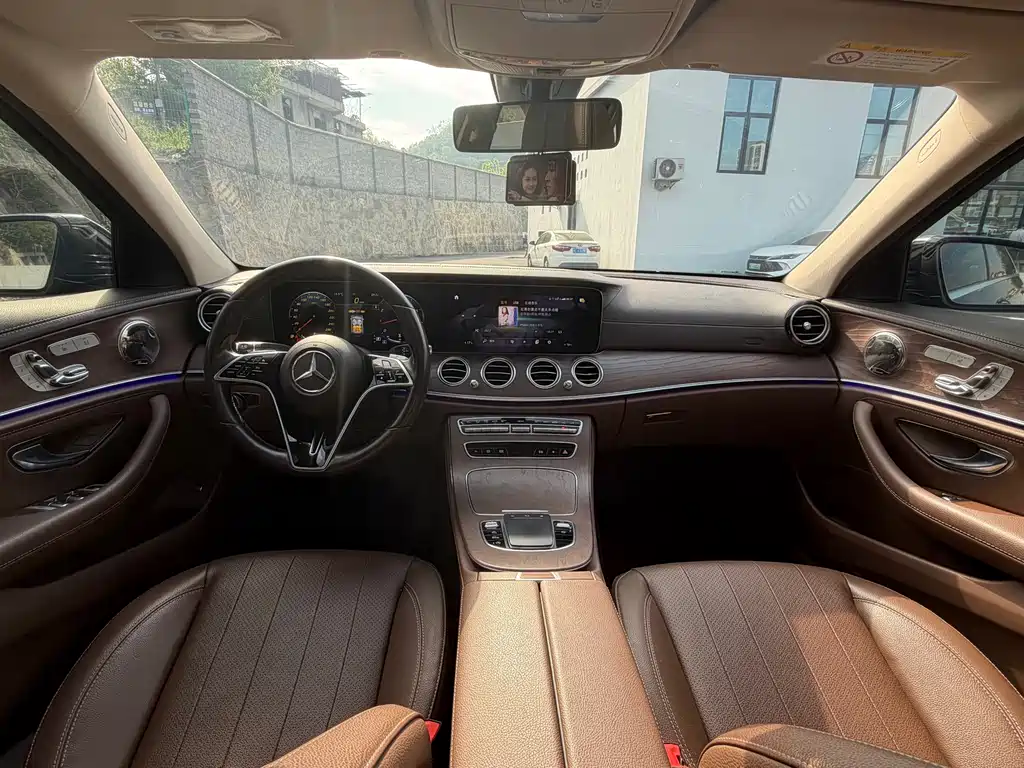 Mercedes-Benz E-Class 2021 E 300 L Fashion Edition