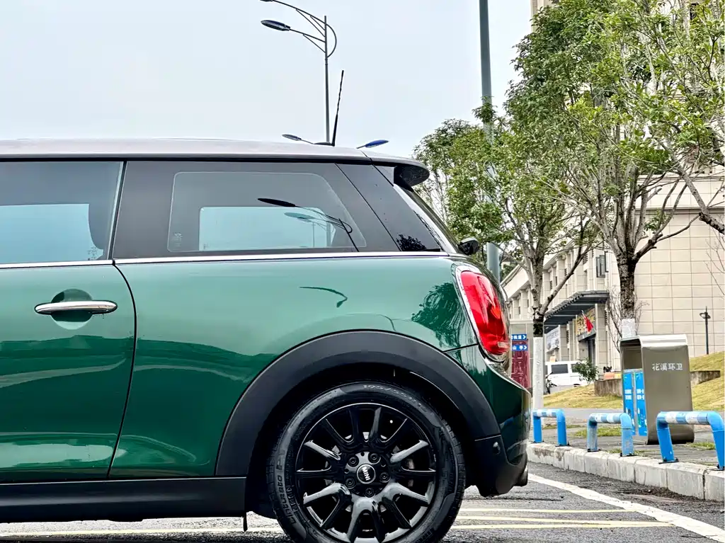 MINI 2016 1.2T ONE Pioneer
