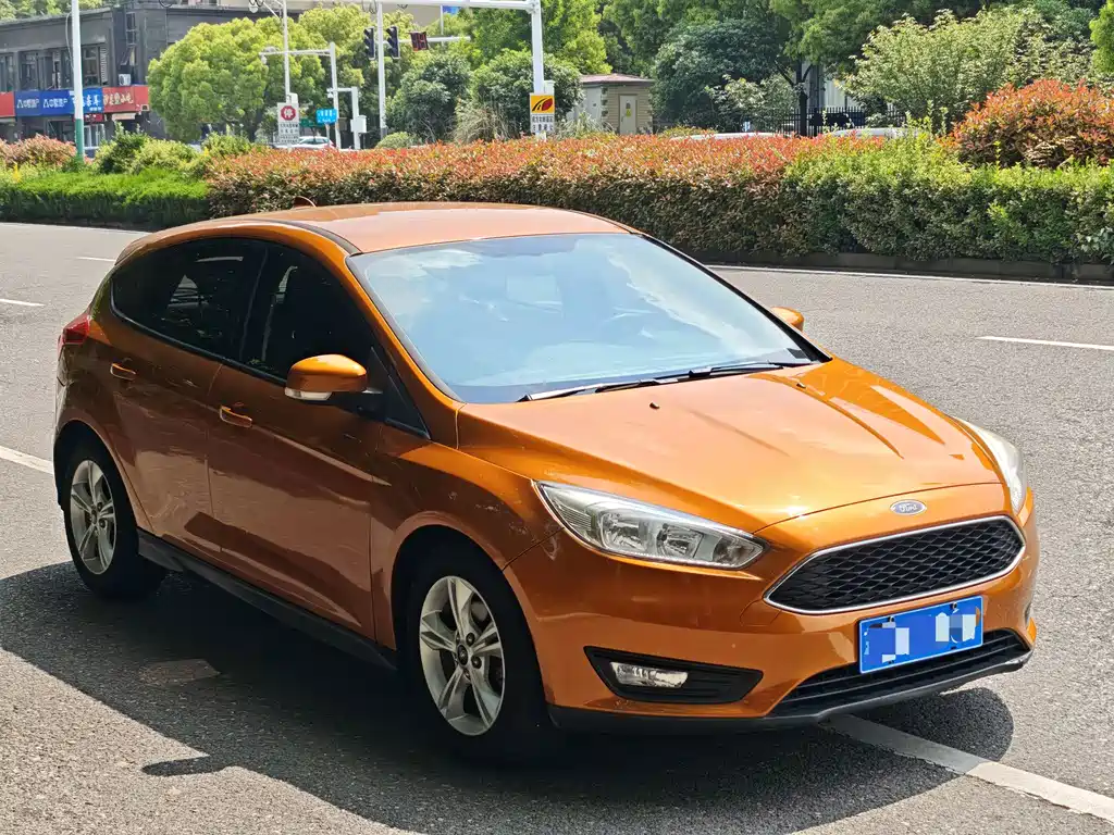 Ford Focus 2017 Hatchback 1.6L Automatic Comfort Zhixing Edition