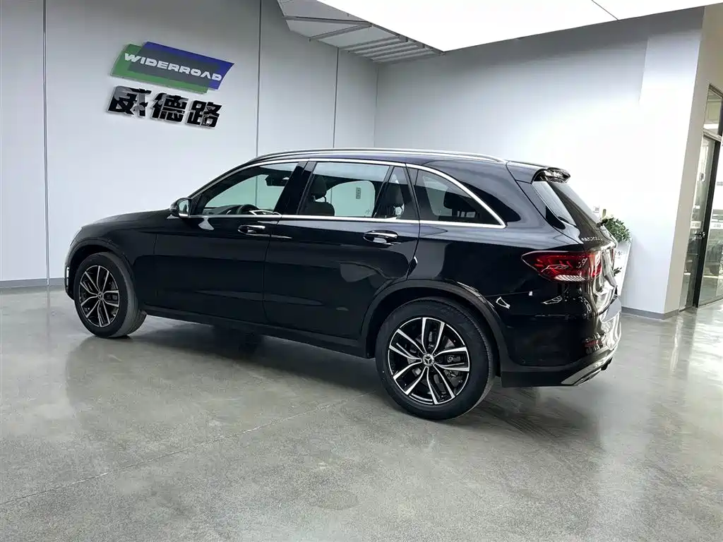 Mercedes-Benz GLC 260 L 4MATIC Luxury 2021