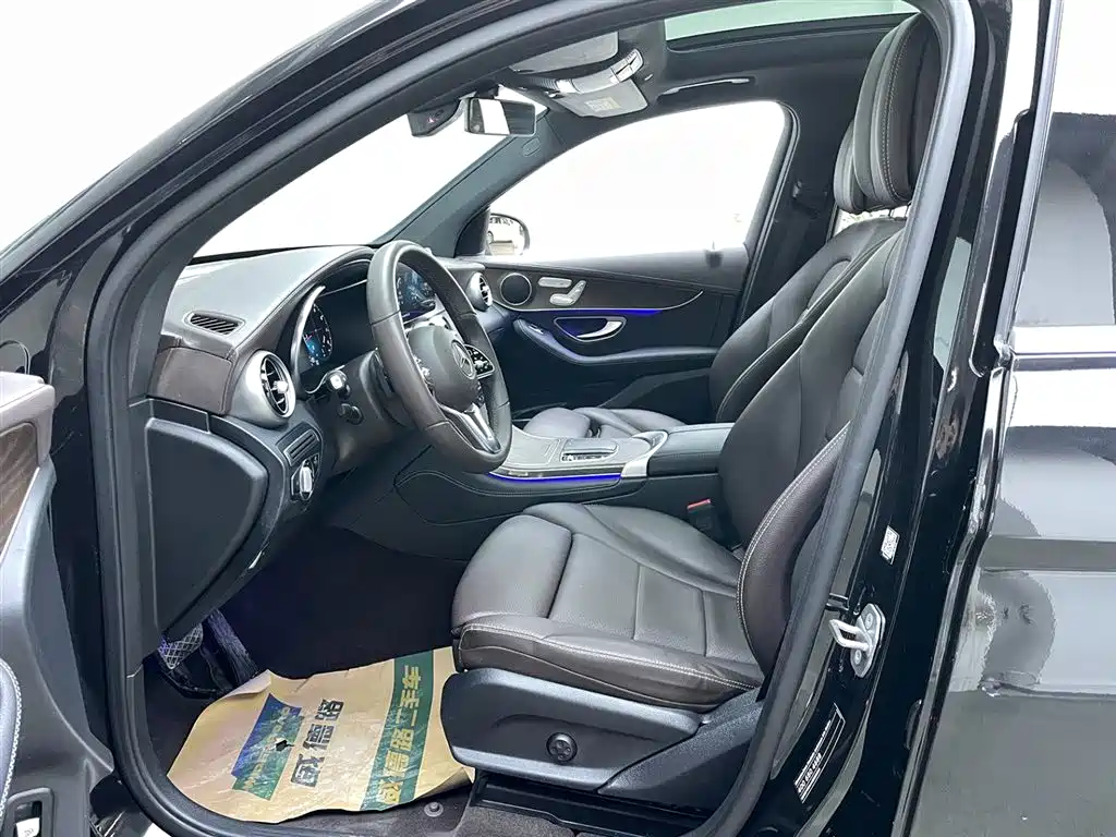 Mercedes-Benz GLC 260 L 4MATIC Luxury 2021