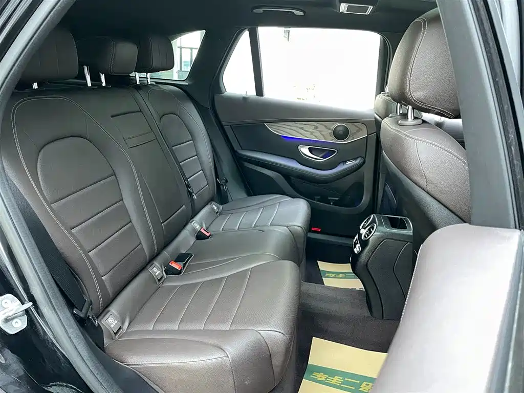 Mercedes-Benz GLC 260 L 4MATIC Luxury 2021