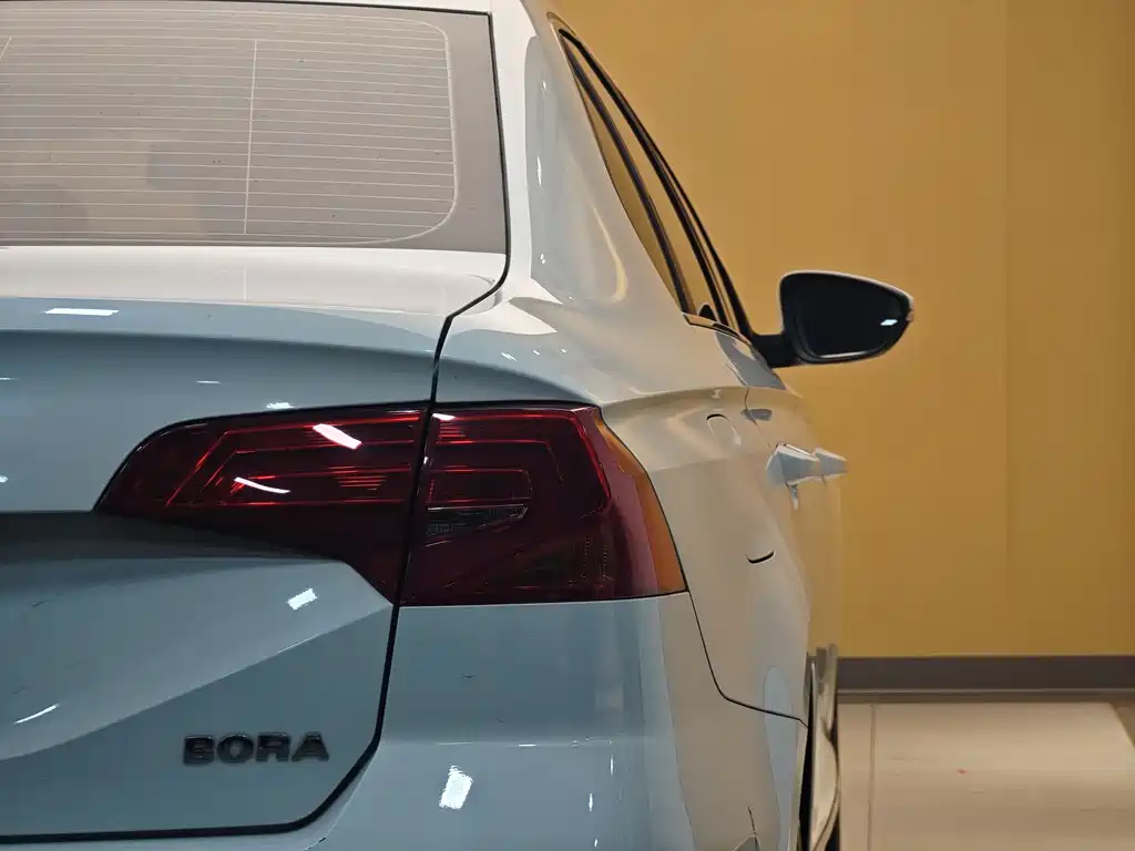 Bora 2018 1.5L Automatic Comfort