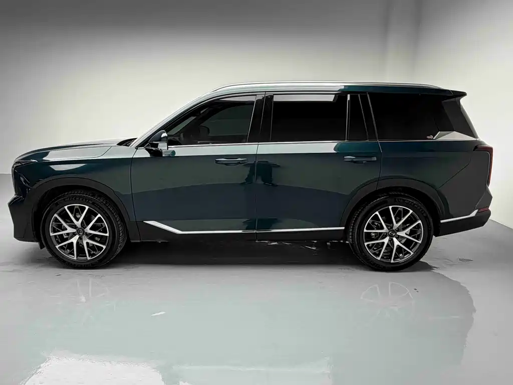 GAC Trumpchi GS8 2025 Pilot Series 2.0TGDI FWD Luxury Edition 5-Seater