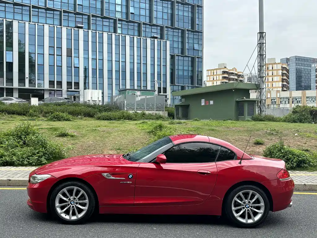 BMW Z4 2013 sDrive20i Leading Edition