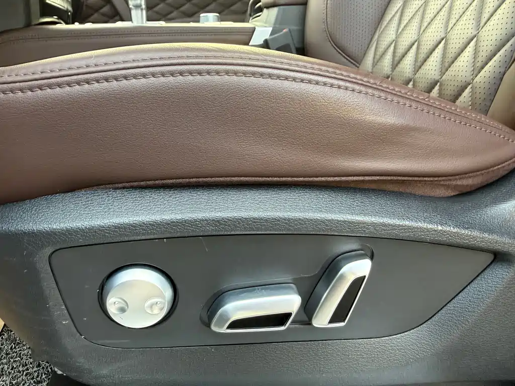 Haval H9 2022 2.0T Gasoline AWD Zhixiang Edition 5-Seater