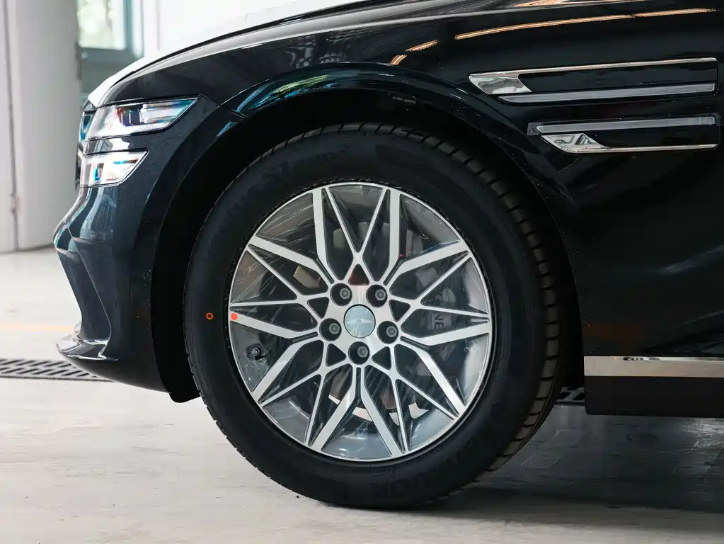 Genesis G80 2026 2.5T RWD Luxury Edition