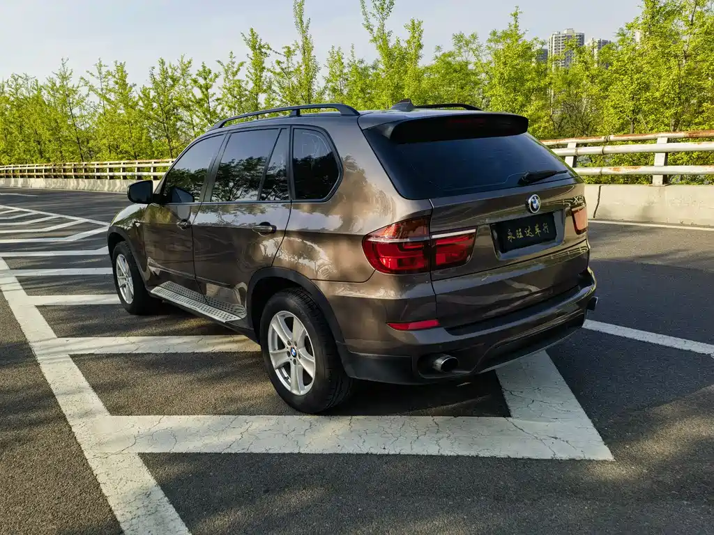 BMW X5 (Import) 2011 xDrive35i Leading Edition