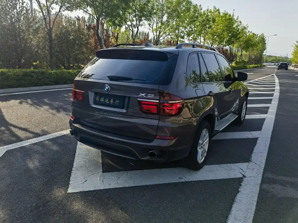 BMW X5 (Import) 2011 xDrive35i Leading Edition