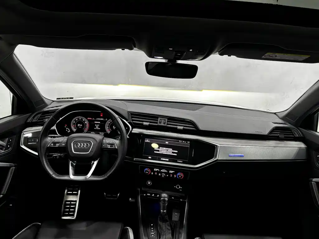 Audi Q3 2024 40 TFSI Fashion Dynamic Edition