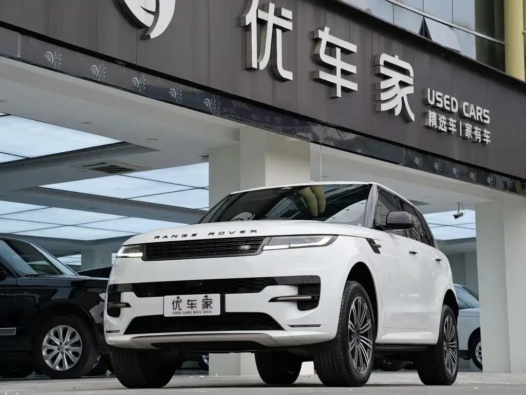 Range Rover Sport 2024 400PS Dynamic SE