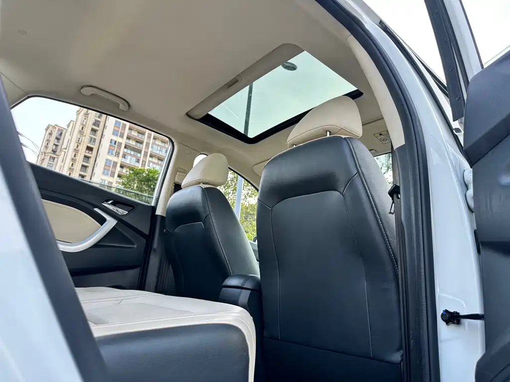 Changan Alsvin V7 2015 1.6L Manual Lexiang Type China IV