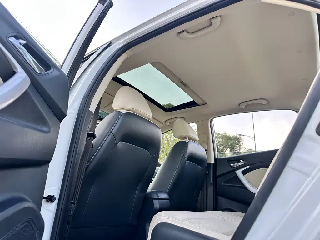 Changan Alsvin V7 2015 1.6L Manual Lexiang Type China IV