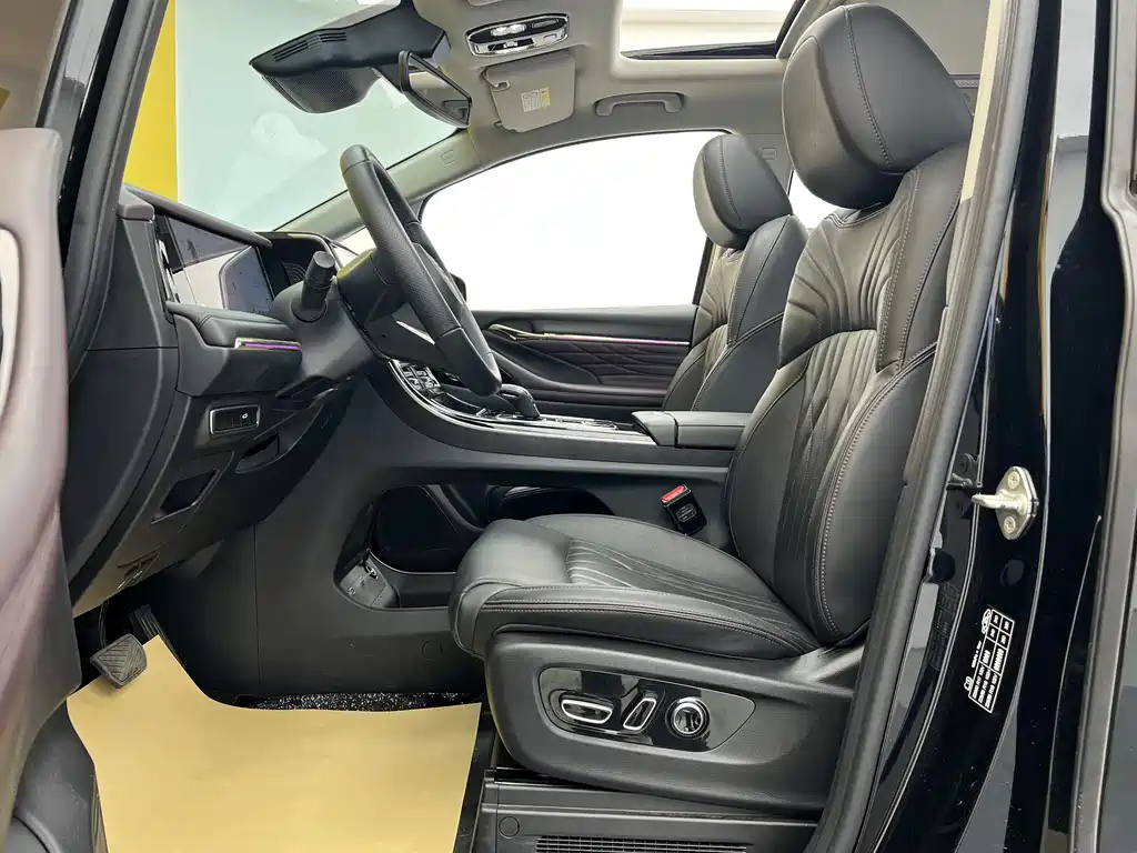 GAC Trumpchi M8 2024 Master Series 400T Premium Edition